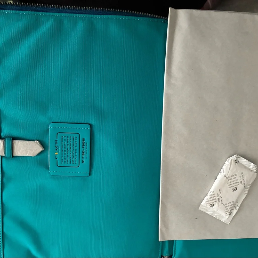 Coach Pac-Man, rare blue tech Laptop Sleeve